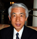 足立俊博の写真